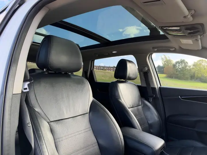 Kia Sorento 2015 photo 2