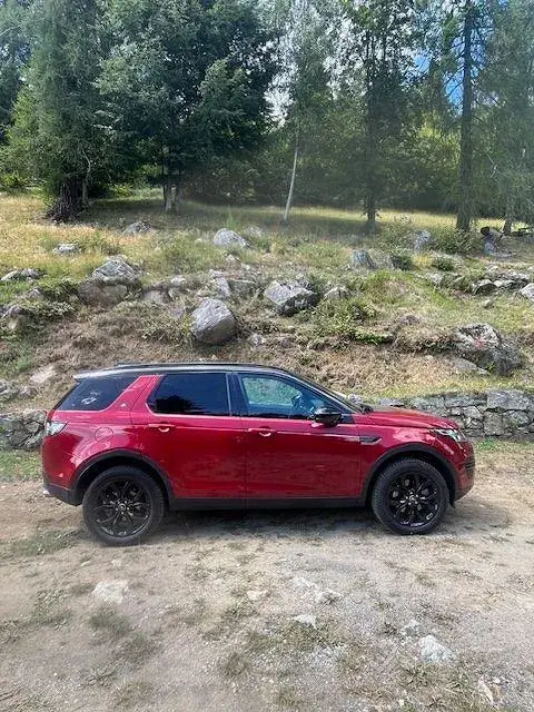 Land Rover Discovery Sport 2017 photo 4