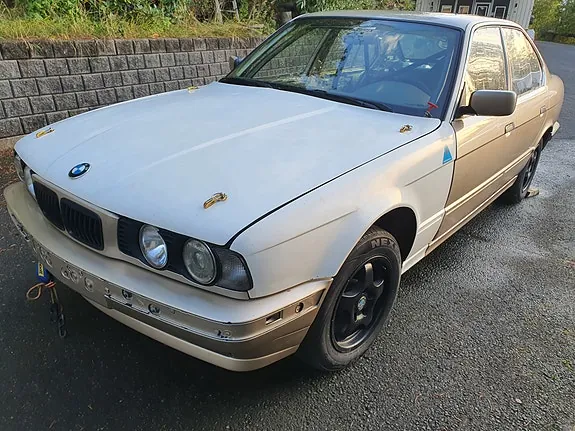 BMW 520I