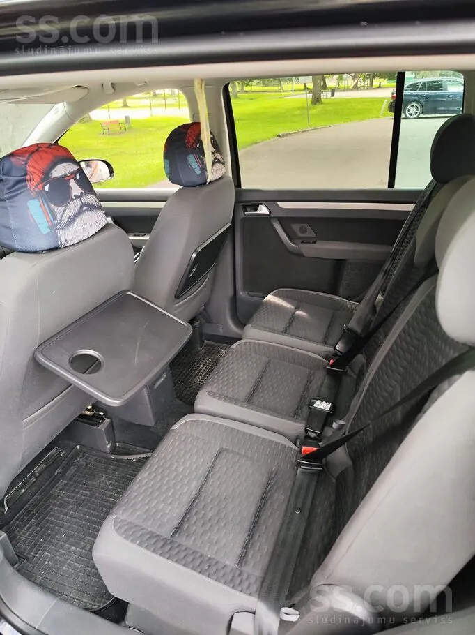 Volkswagen Touran 2009 photo 3
