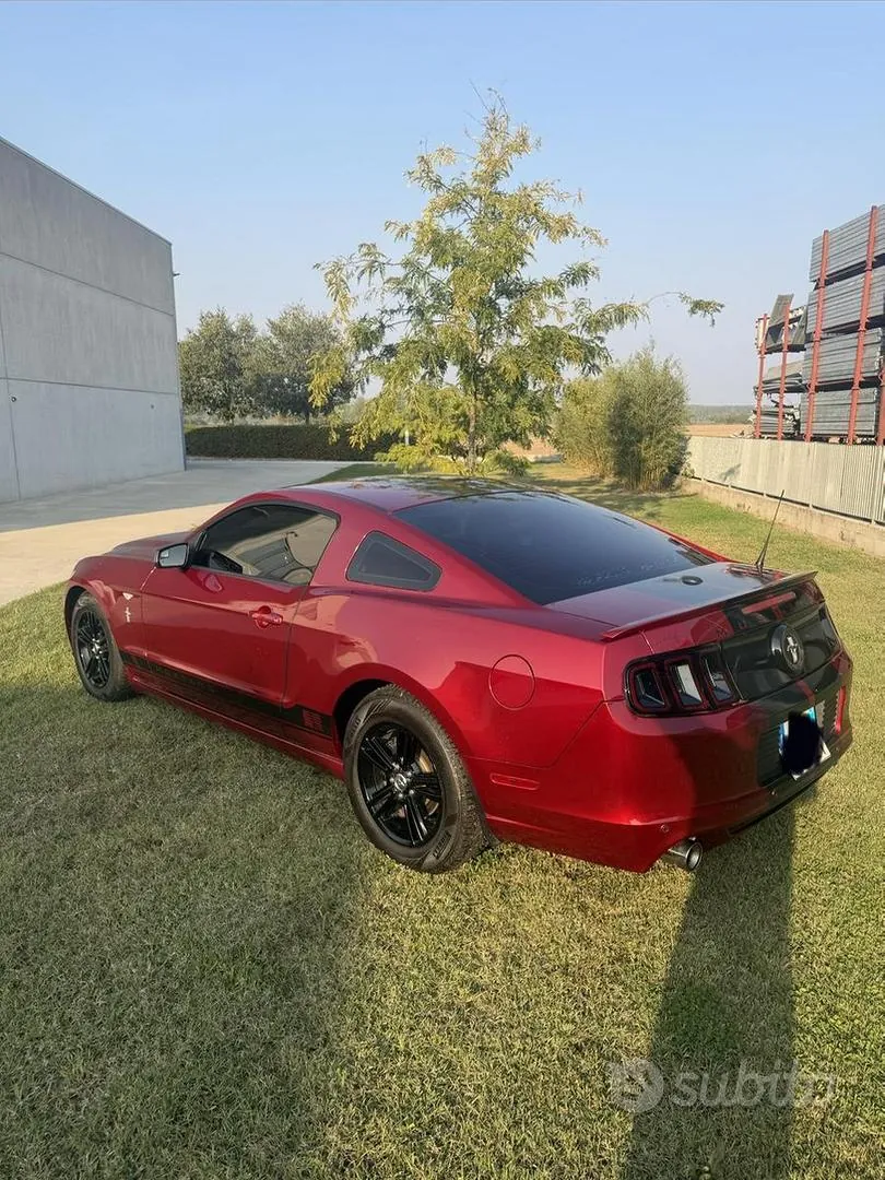 Ford Mustang 2015 photo 2