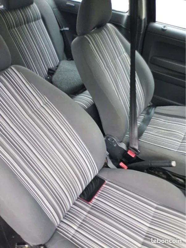 Volkswagen Fox 2006 photo 2