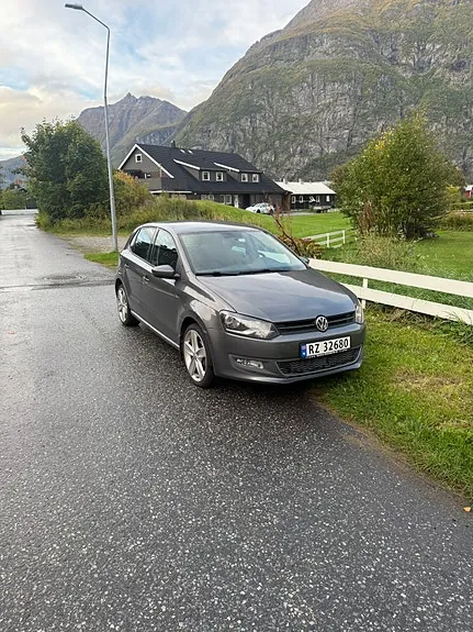 Volkswagen Polo 2010 photo 2