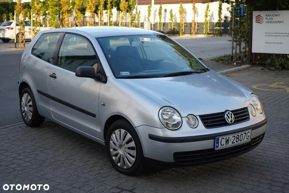 Volkswagen Polo 2003 photo 2