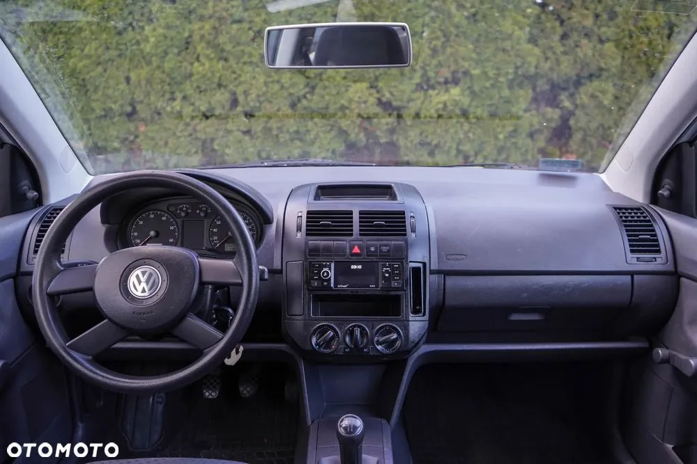 Volkswagen Polo 2003 photo 5