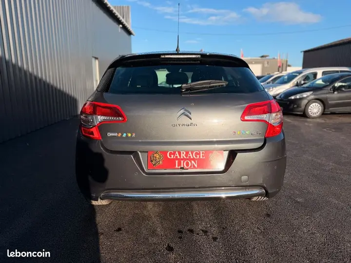 Citroen C4 2011 photo 5