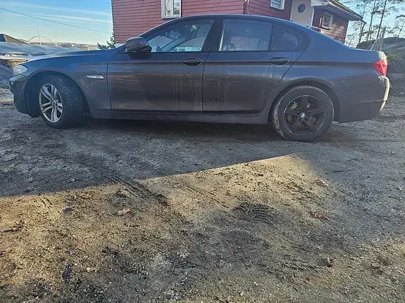 BMW 520D 2010 photo 4