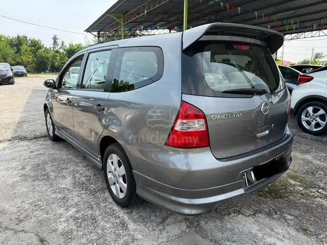 Nissan Grand Livina