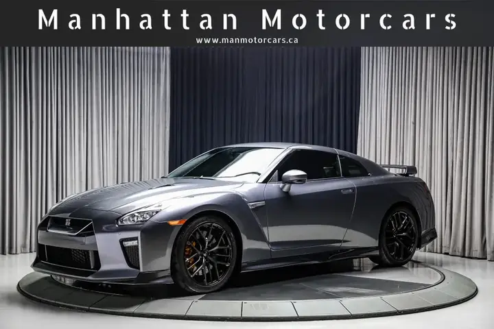 Nissan Gt-R 2017 photo 2