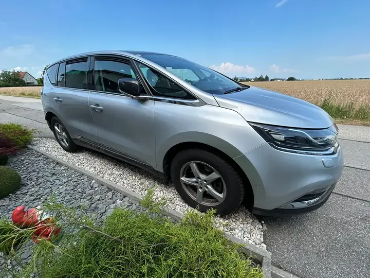 Renault Espace 2015 photo 2