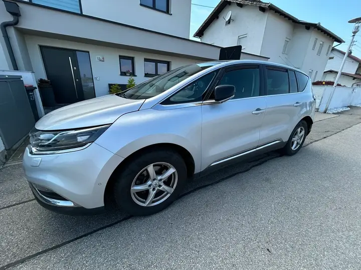 Renault Espace 2015 photo 3