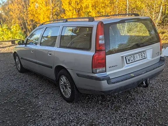 Volvo V70 2004 photo 3