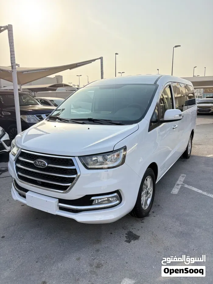 JAC M4