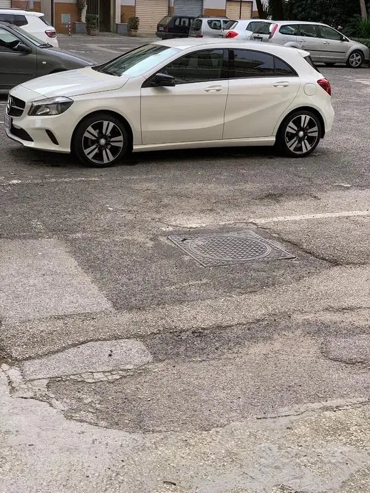 Mercedes-Benz A 2015 photo 4