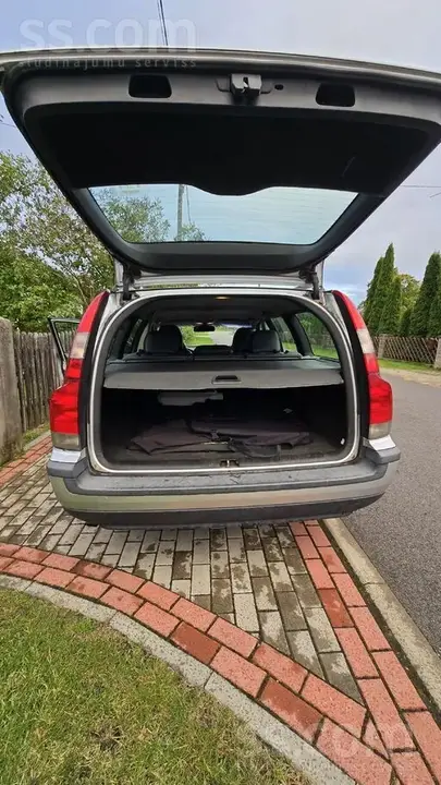 Volvo V70