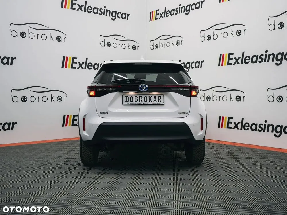 Toyota Yaris Cross 2023 photo 4