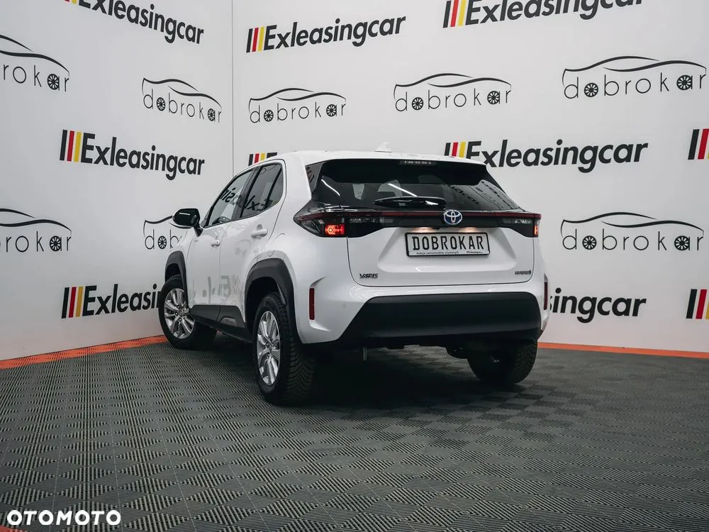Toyota Yaris Cross 2023 photo 3