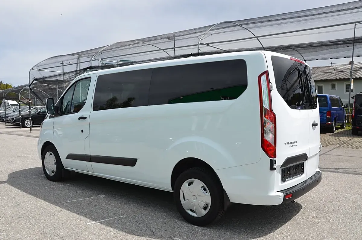 Ford Transit Custom 2023 photo 3