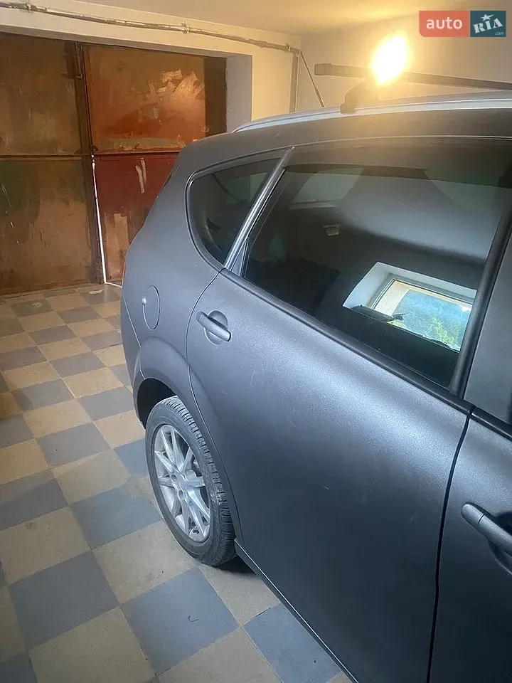 Seat Altea 2011 photo 4