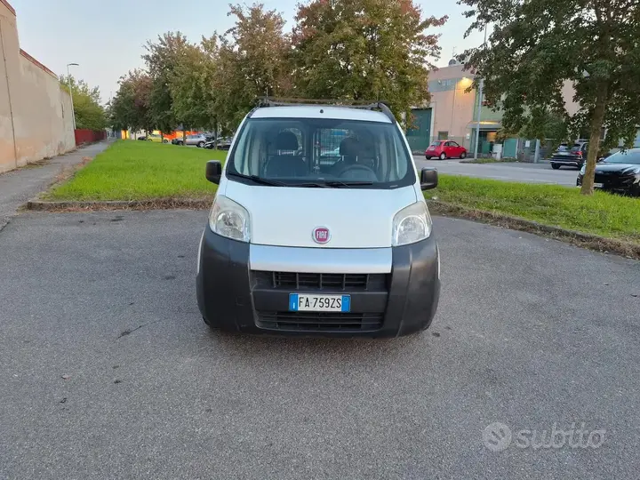 Fiat Fiorino 2015 photo 2