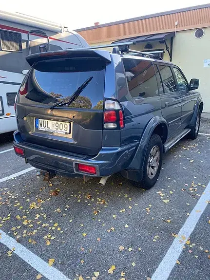 Mitsubishi Pajero Sport 2005 photo 2