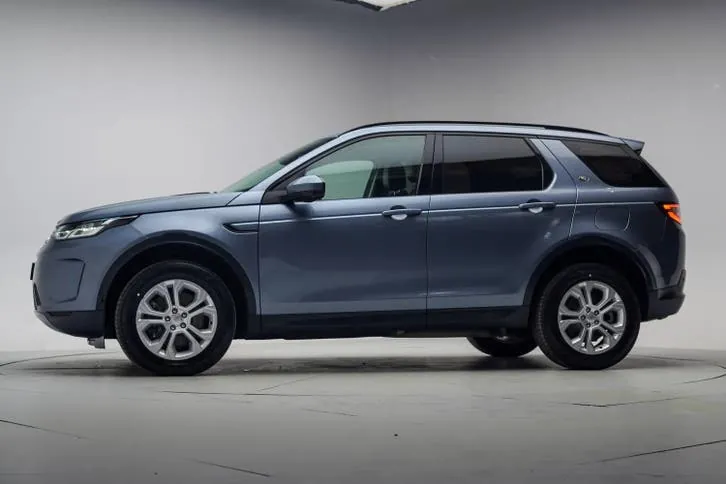 Land Rover Discovery Sport 2021 photo 2