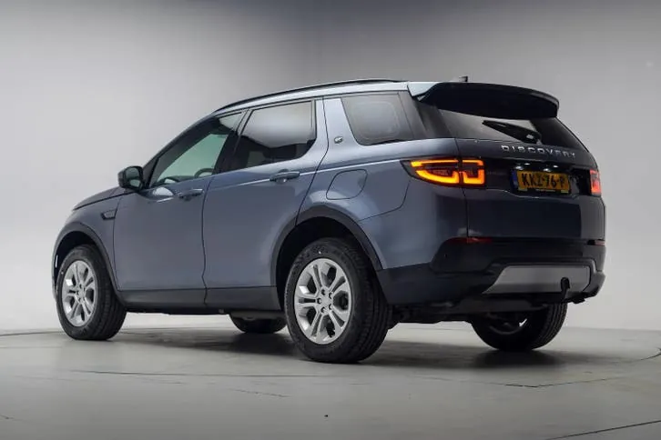 Land Rover Discovery Sport 2021 photo 3