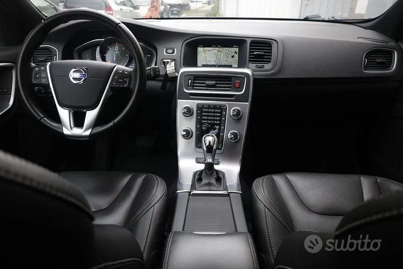 Volvo V60 2017 photo 3