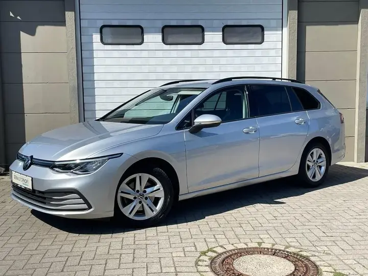 Volkswagen Golf Viii
