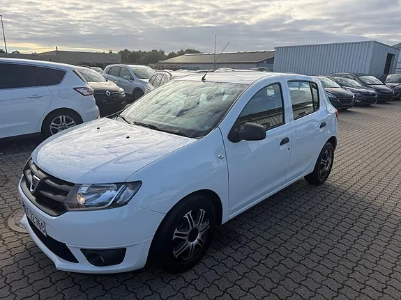 Dacia Sandero 2016 photo 2