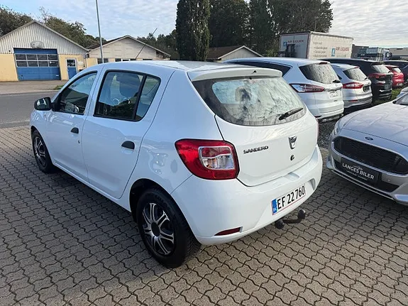 Dacia Sandero 2016 photo 4