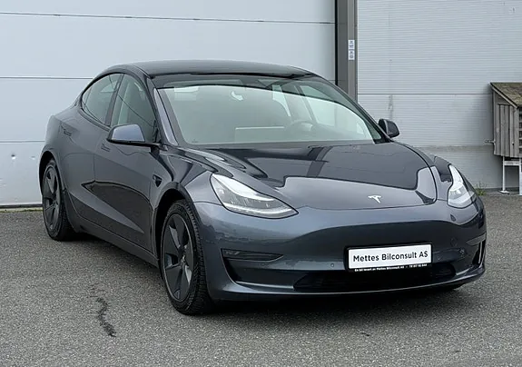 Tesla Model 3 2021 photo 3