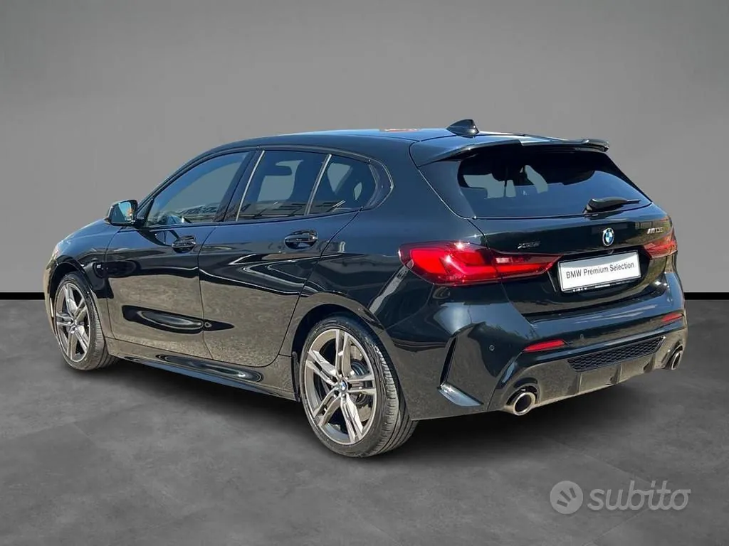 BMW 1 Series 2023 photo 3