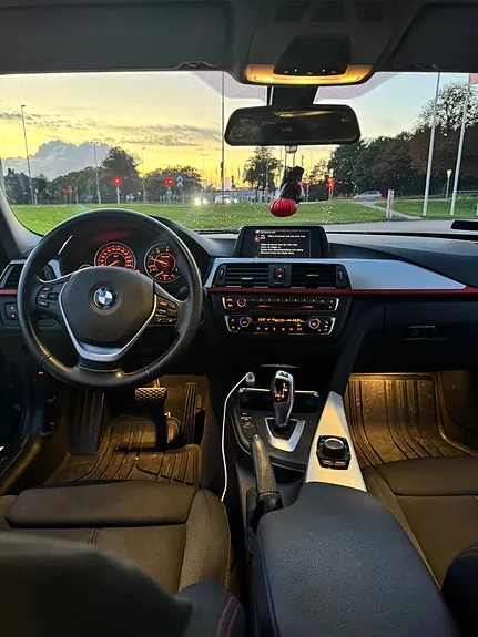 BMW 320D 2013 photo 5