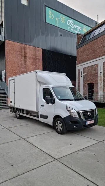 Nissan Nv400
