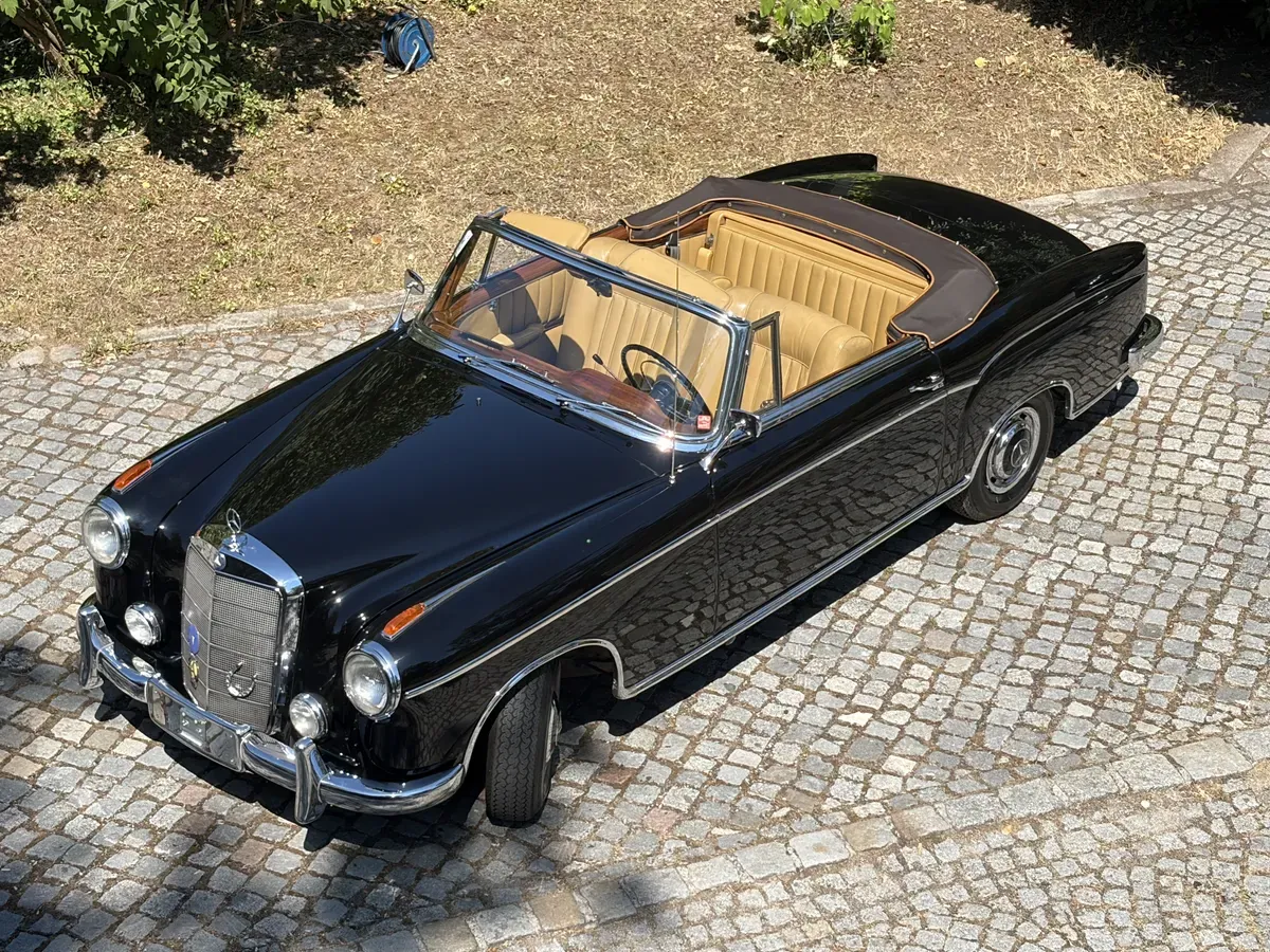 Mercedes-Benz 220 S Ponton Cabriolet