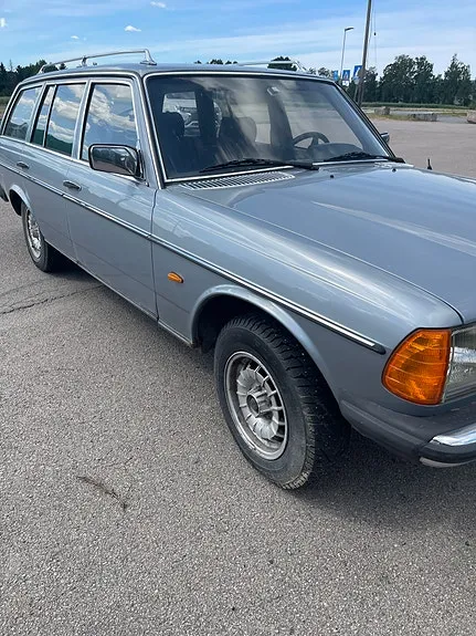 Mercedes-Benz 300 Td