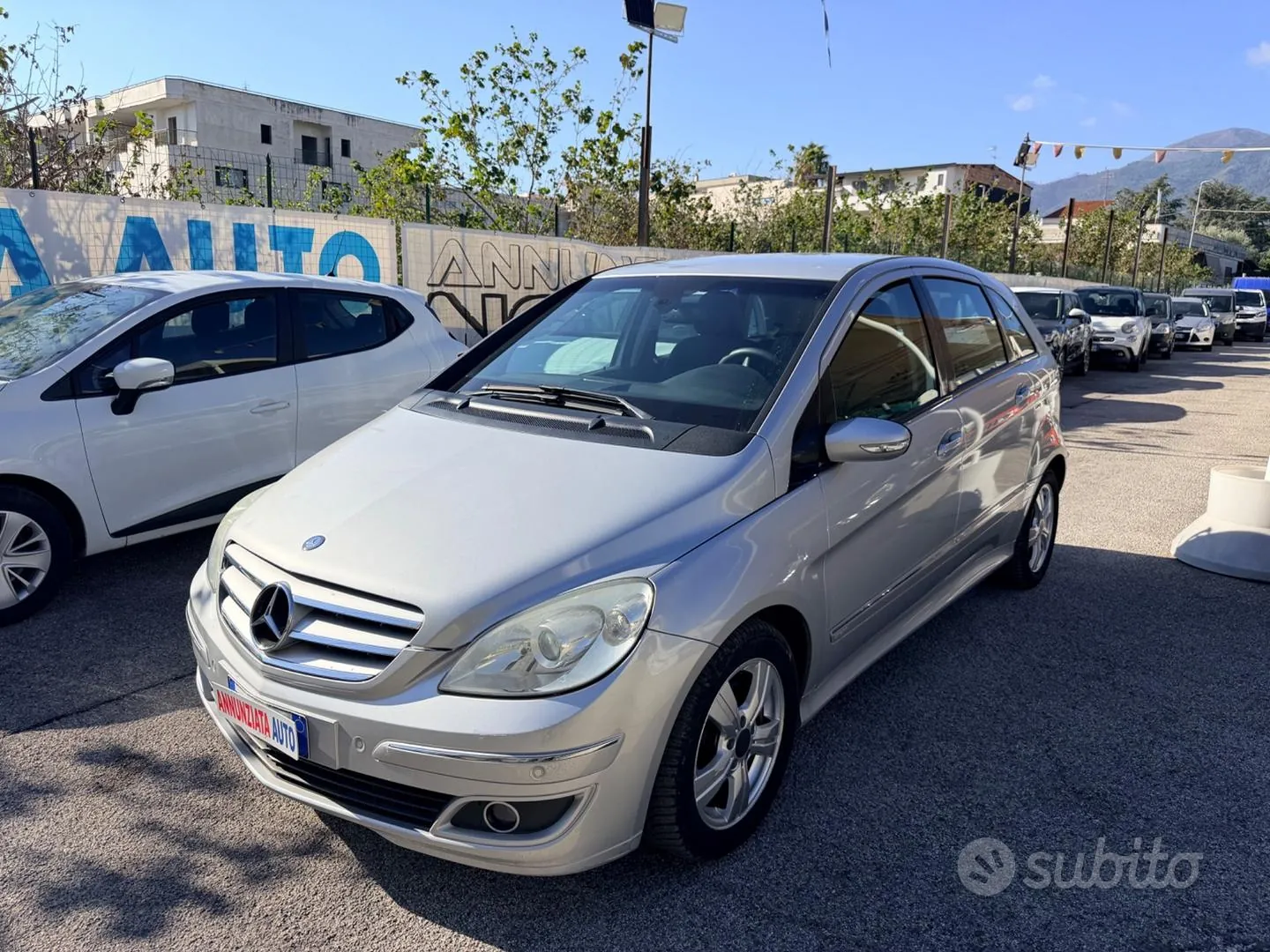 Mercedes-Benz B