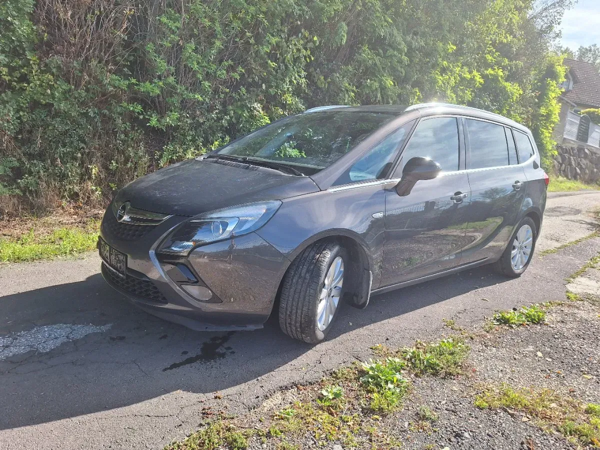 Opel Zafira Tourer