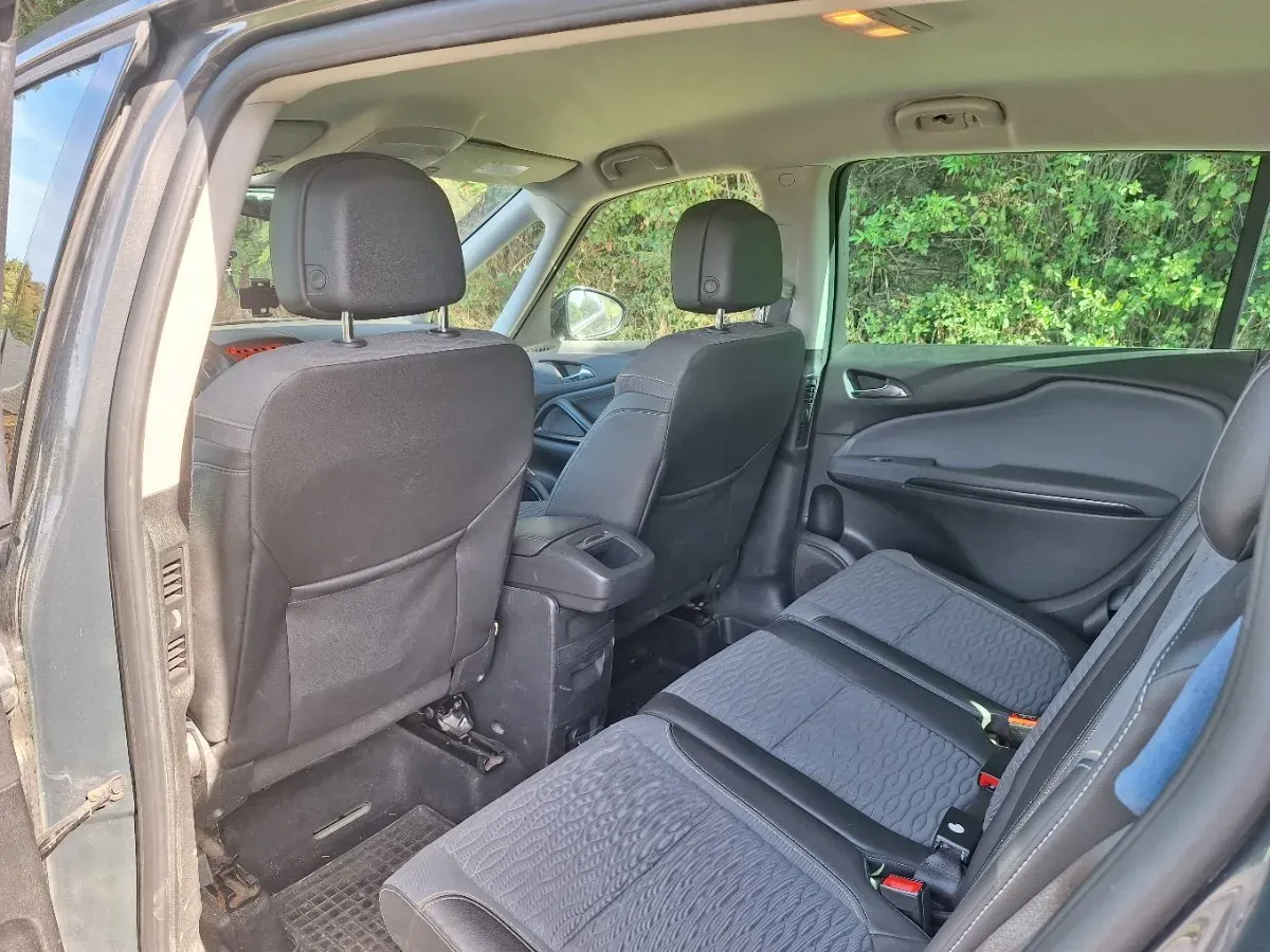 Opel Zafira Tourer 2014 photo 3