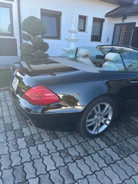 Mercedes-Benz Sl-Class 2005 photo 3