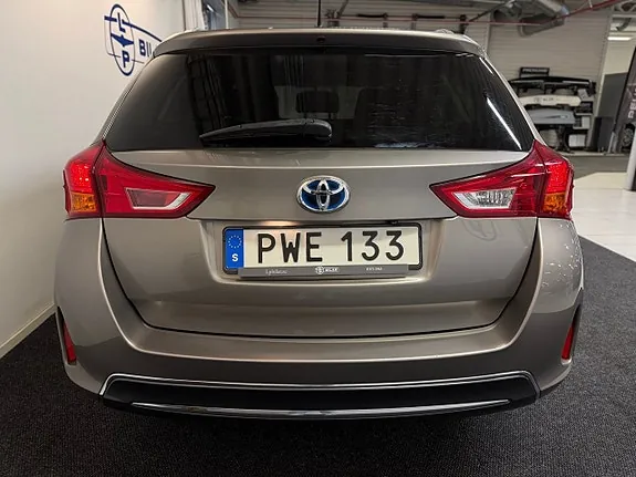 Toyota Auris 2014 photo 4