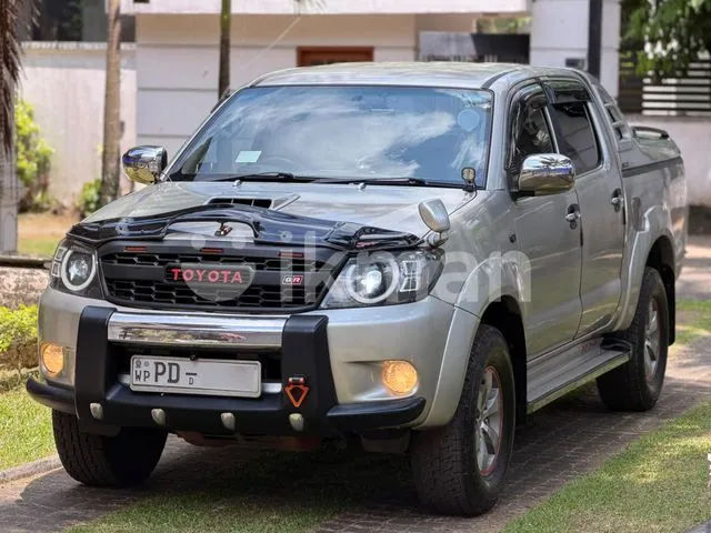 Toyota Hilux 2007 photo 2