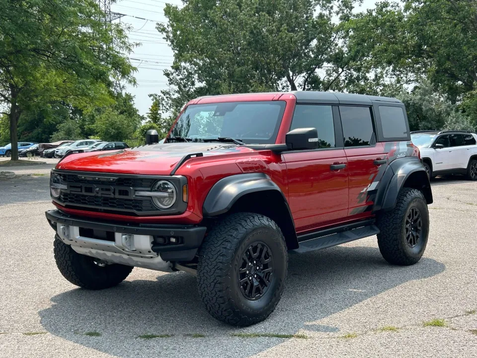 Ford Bronco 2023 photo 2