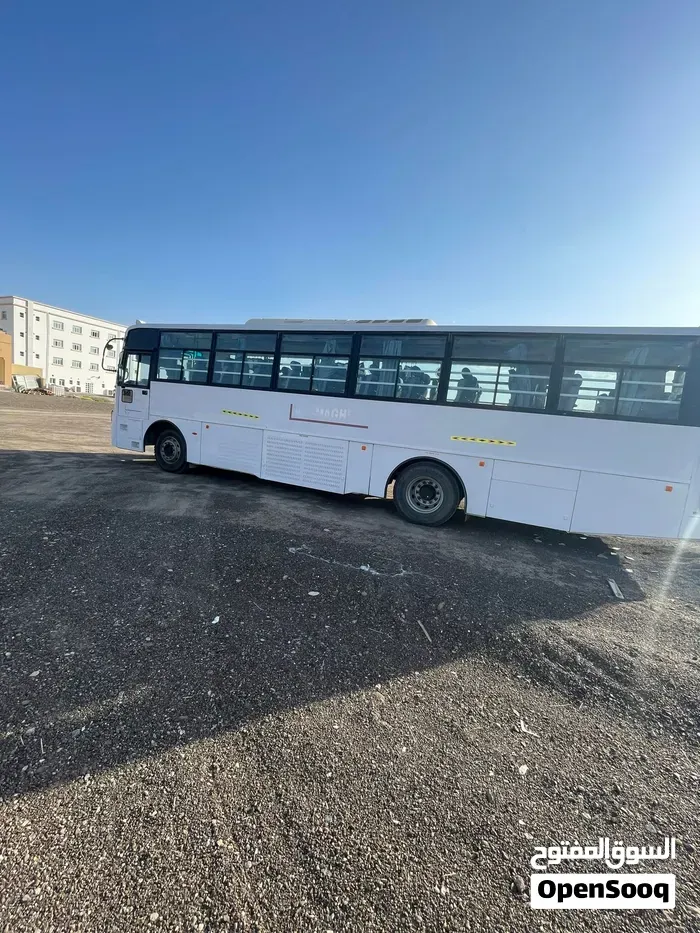 Tata Bus - Van