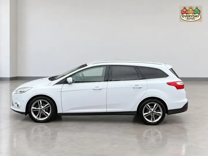 Ford Focus 2014 photo 3