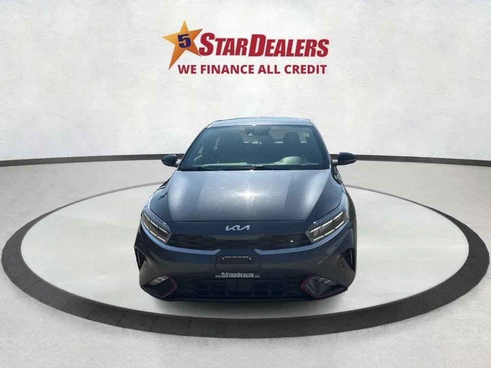Kia Forte 2023 photo 2