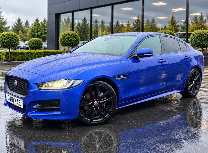 Jaguar Xe