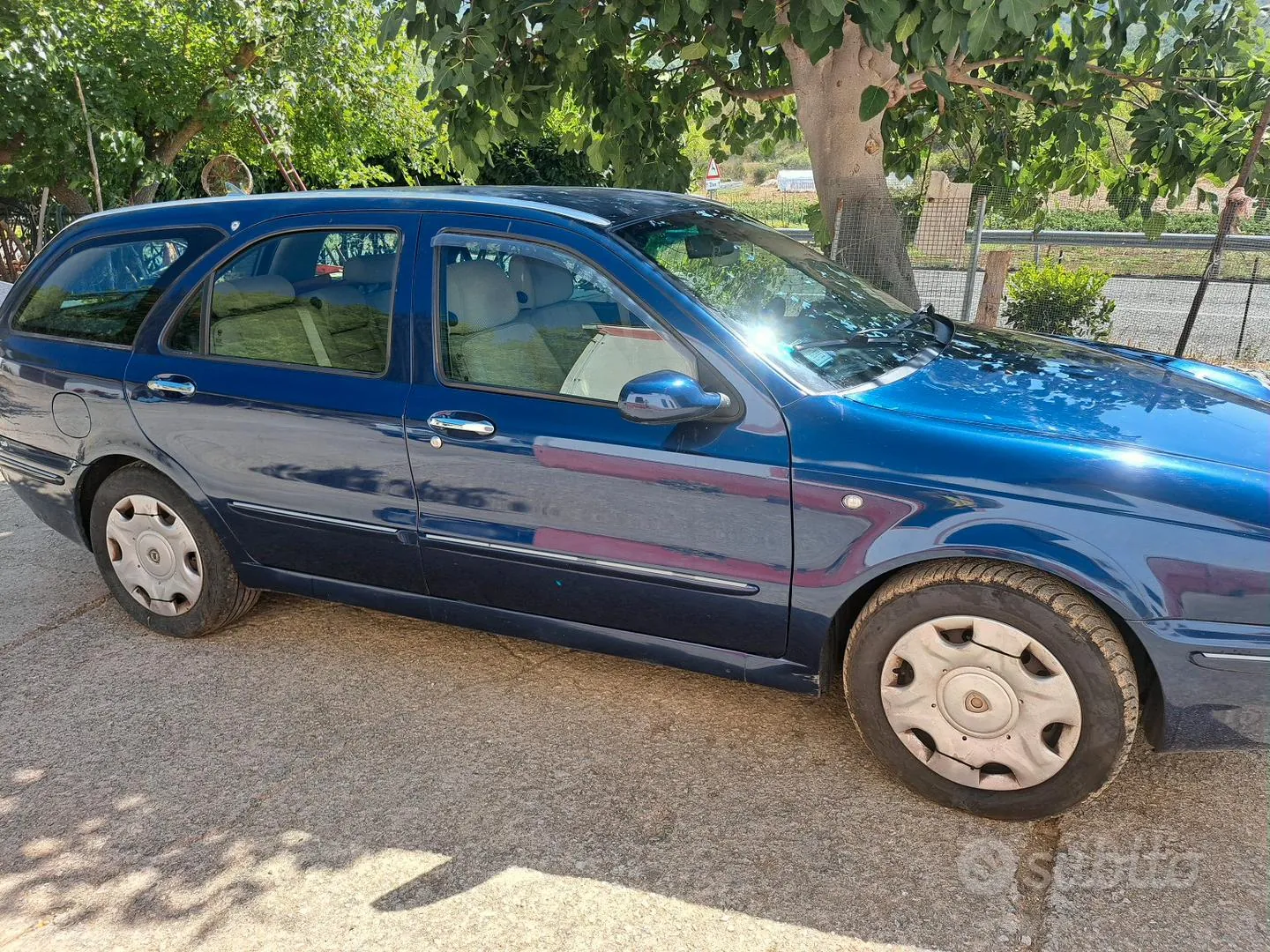 Lancia Lybra 1999 photo 2