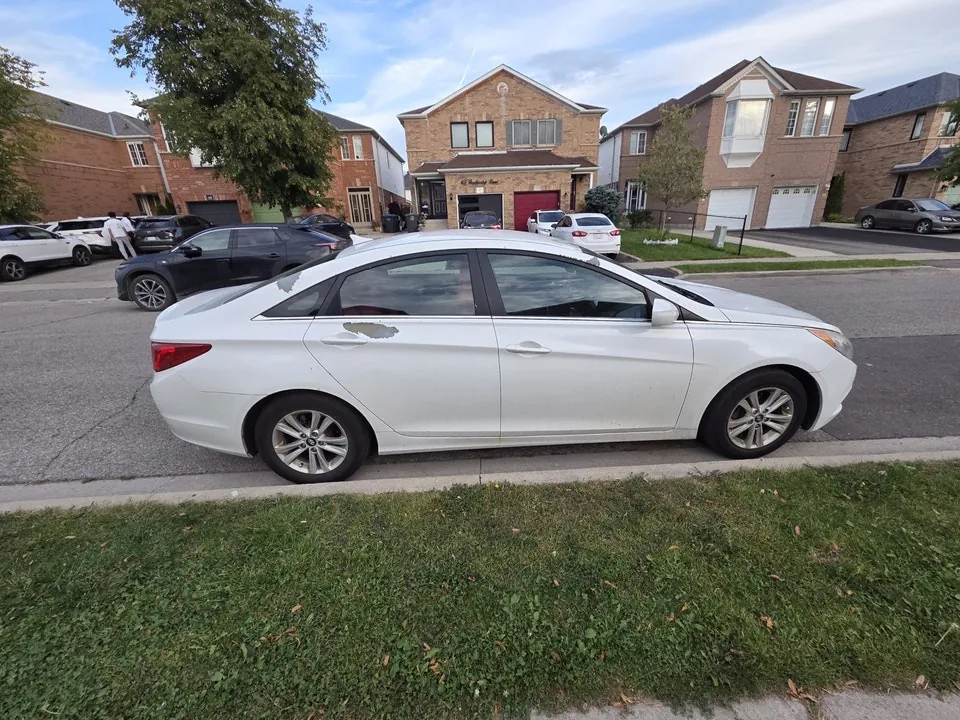 Hyundai Sonata 2013 photo 2